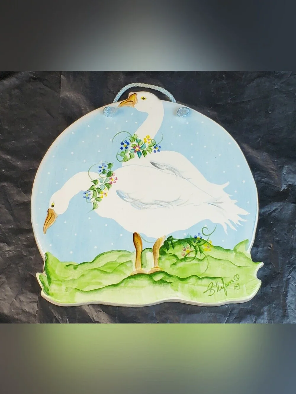 Stefan NY VTG Handmade Ceramic Painted Geese Hanging Trivet Cottagecore - GUC